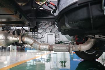 �������ó� ������9 ���˰� 156���� 4.15�׵�����ʽ�Ῠ(����)ͼƬ