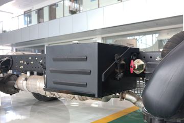 �������ó� ������9 ���˰� 156���� 4.15�׵�����ʽ�Ῠ(����)ͼƬ