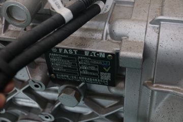 �������ó� ������9 ���˰� 156���� 4.15�׵�����ʽ�Ῠ(����)ͼƬ