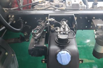 �������ó� ������9 ���˰� 156���� 4.15�׵�����ʽ�Ῠ(����)ͼƬ