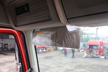 �������� ����H5�п� 245���� 4X2 6.8�ײ�դʽ�ػ���(��ʿ��10��)(LZ5180CCYH5AC1)ͼƬ