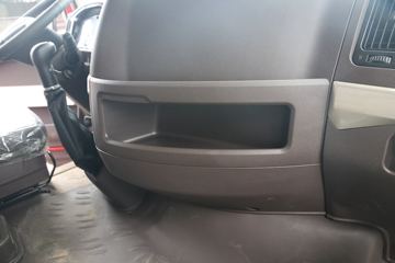 �������� ����H5�п� 245���� 4X2 6.8�ײ�դʽ�ػ���(��ʿ��10��)(LZ5180CCYH5AC1)ͼƬ