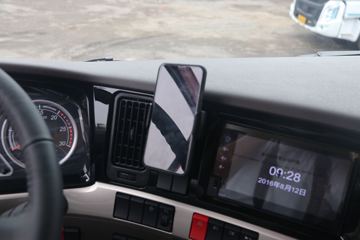 �������� ����H5�п� 245���� 4X2 6.8�ײ�դʽ�ػ���(��ʿ��10��)(LZ5180CCYH5AC1)ͼƬ