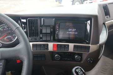 �������� ����H5�п� 245���� 4X2 6.8�ײ�դʽ�ػ���(��ʿ��10��)(LZ5180CCYH5AC1)ͼƬ