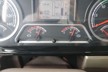 �������� ����H5�п� 245���� 4X2 6.8�ײ�դʽ�ػ���(��ʿ��10��)(LZ5180CCYH5AC1)ͼƬ