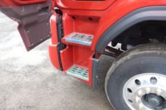 东风柳汽 乘龙H5中卡 245马力 4X2 6.8米仓栅式载货车(法士特10挡)(LZ5180CCYH5AC1) 东风柳汽 乘龙H5中卡 245马力 4X2 6.8米仓栅式载货车(法士特10挡)(LZ5180CCYH5AC1)