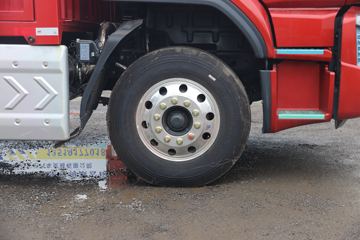 �������� ����H5�п� 245���� 4X2 6.8�ײ�դʽ�ػ���(��ʿ��10��)(LZ5180CCYH5AC1)ͼƬ