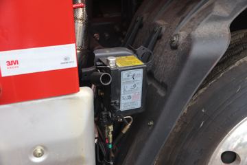 �������� ����H5�п� 245���� 4X2 6.8�ײ�դʽ�ػ���(��ʿ��10��)(LZ5180CCYH5AC1)ͼƬ