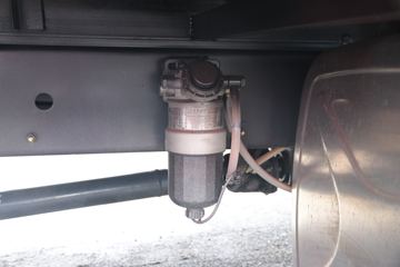 �������� ����H5�п� 245���� 4X2 6.8�ײ�դʽ�ػ���(��ʿ��10��)(LZ5180CCYH5AC1)ͼƬ