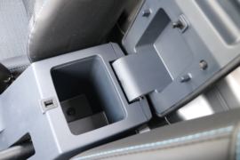 祥菱V3&nbsp;载货车驾驶室                                               图片