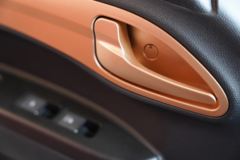 江淮 康铃J5 130马力 4.15米单排厢式轻卡(国六)(HFC5045XXYP22K1C7S) 江淮 康铃J5 130马力 4.15米单排厢式轻卡(国六)(HFC5045XXYP22K1C7S)