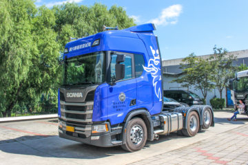 斯堪尼亚 新R系列重卡 500马力 6X2R牵引车(国六)(型号R500)