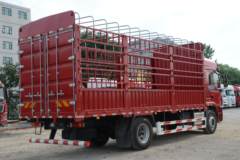 陕汽重卡 德龙L5000 旗舰版 245马力 4X2 6.8米仓栅式载货车(国六)(SX5189CCYLA501F2)