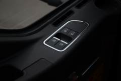 陕汽重卡 德龙M3000S 公路标准版 400马力 8X4 6.8米自卸车(国六)