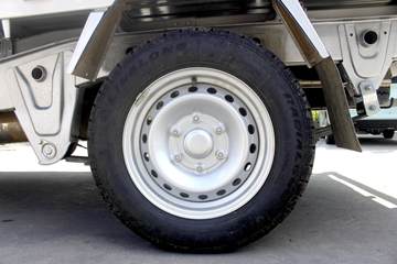 ���� �ٹ�С�� 1.5L 107���� ���� 3.005�׵��Ų�դʽ΢��(LZW5028CCYP6AP)ͼƬ