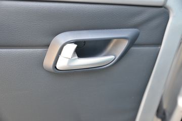 ���� ����V3 1.6L 122���� 2.7��˫������΢��(����)(BJ1030V4AV8-32)ͼƬ