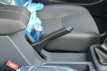 ���� ����V3 1.6L 122���� 2.7��˫������΢��(����)(BJ1030V4AV8-32)ͼƬ