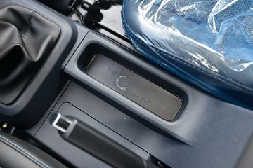 ���� ����V3 1.6L 122���� 2.7��˫������΢��(����)(BJ1030V4AV8-32)ͼƬ