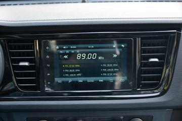 ���� ����V3 1.6L 122���� 2.7��˫������΢��(����)(BJ1030V4AV8-32)ͼƬ