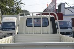 福田 时代领航S1 122马力 2.7米双排栏板小卡