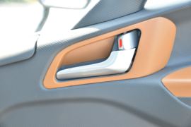 骏铃V7(原骏铃A8)&nbsp;载货车驾驶室                                               图片