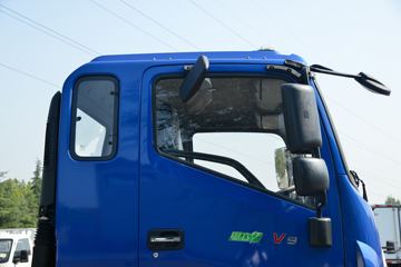 ���� ����˹V9 220���� 4X2 5.95�ײ�դʽ�ػ���ͼƬ