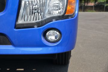 ���� ����˹V9 220���� 4X2 5.95�ײ�դʽ�ػ���ͼƬ