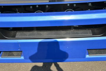 ���� ����˹V9 220���� 4X2 5.95�ײ�դʽ�ػ���ͼƬ