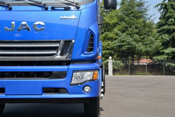 ���� ����˹V9 220���� 4X2 5.95�ײ�դʽ�ػ���ͼƬ