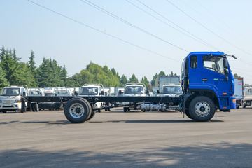 ���� ����˹V9 220���� 4X2 5.95�ײ�դʽ�ػ���ͼƬ