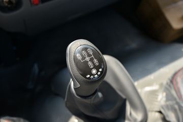 ���� ����˹V9 220���� 4X2 5.95�ײ�դʽ�ػ���ͼƬ