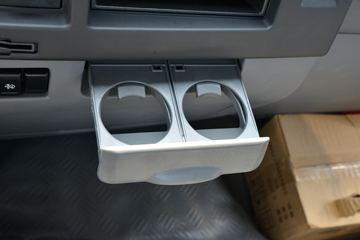 ���� ����˹V9 220���� 4X2 5.95�ײ�դʽ�ػ���ͼƬ