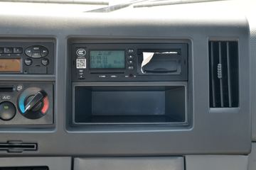 ���� ����˹V9 220���� 4X2 5.95�ײ�դʽ�ػ���ͼƬ