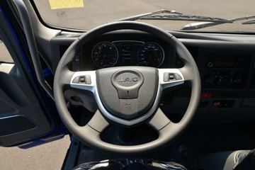 ���� ����˹V9 220���� 4X2 5.95�ײ�դʽ�ػ���ͼƬ