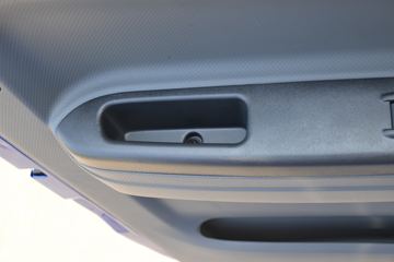 ���� ����˹V9 220���� 4X2 5.95�ײ�դʽ�ػ���ͼƬ