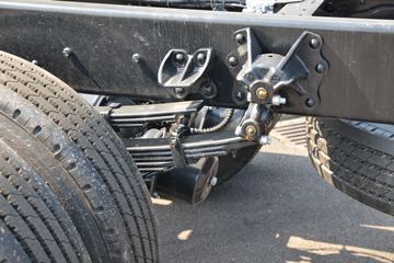 ���� ����˹V9 220���� 4X2 5.95�ײ�դʽ�ػ���ͼƬ