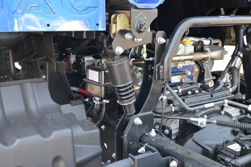 ���� ����˹V9 220���� 4X2 5.95�ײ�դʽ�ػ���ͼƬ