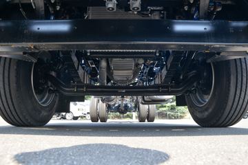 ���� ����˹V9 220���� 4X2 5.95�ײ�դʽ�ػ���ͼƬ