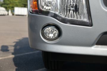 ���� ����˹V9 220���� 4X2 6.2�ײ�դʽ�ػ���ͼƬ