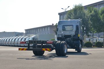 ���� ����˹V9 220���� 4X2 6.2�ײ�դʽ�ػ���ͼƬ