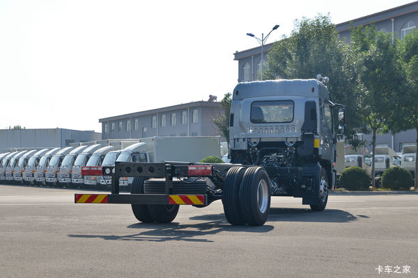 优惠0.5万 保山市德沃斯V9载货车火热促销中