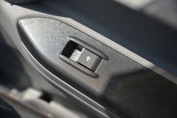 ���� ����˹V9 220���� 4X2 6.2�ײ�դʽ�ػ���ͼƬ