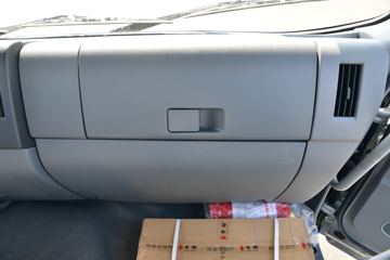 ���� ����˹V9 220���� 4X2 6.2�ײ�դʽ�ػ���ͼƬ