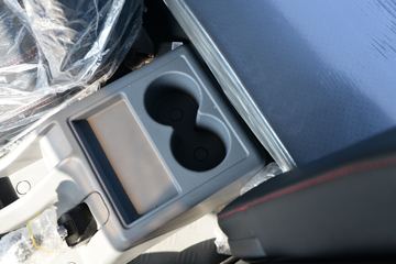 ���� ����˹V9 220���� 4X2 6.2�ײ�դʽ�ػ���ͼƬ