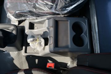 ���� ����˹V9 220���� 4X2 6.2�ײ�դʽ�ػ���ͼƬ