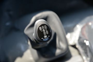 ���� ����˹V9 220���� 4X2 6.2�ײ�դʽ�ػ���ͼƬ