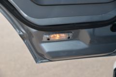 江淮 德沃斯V9 220马力 4X2 6.2米仓栅式载货车(HFC5181CCYB80K1D4S)