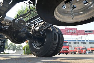 ���� ����˹V9 220���� 4X2 6.2�ײ�դʽ�ػ���ͼƬ