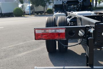 ���� ����˹V9 220���� 4X2 6.2�ײ�դʽ�ػ���ͼƬ