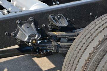 ���� ����˹V9 220���� 4X2 6.2�ײ�դʽ�ػ���ͼƬ